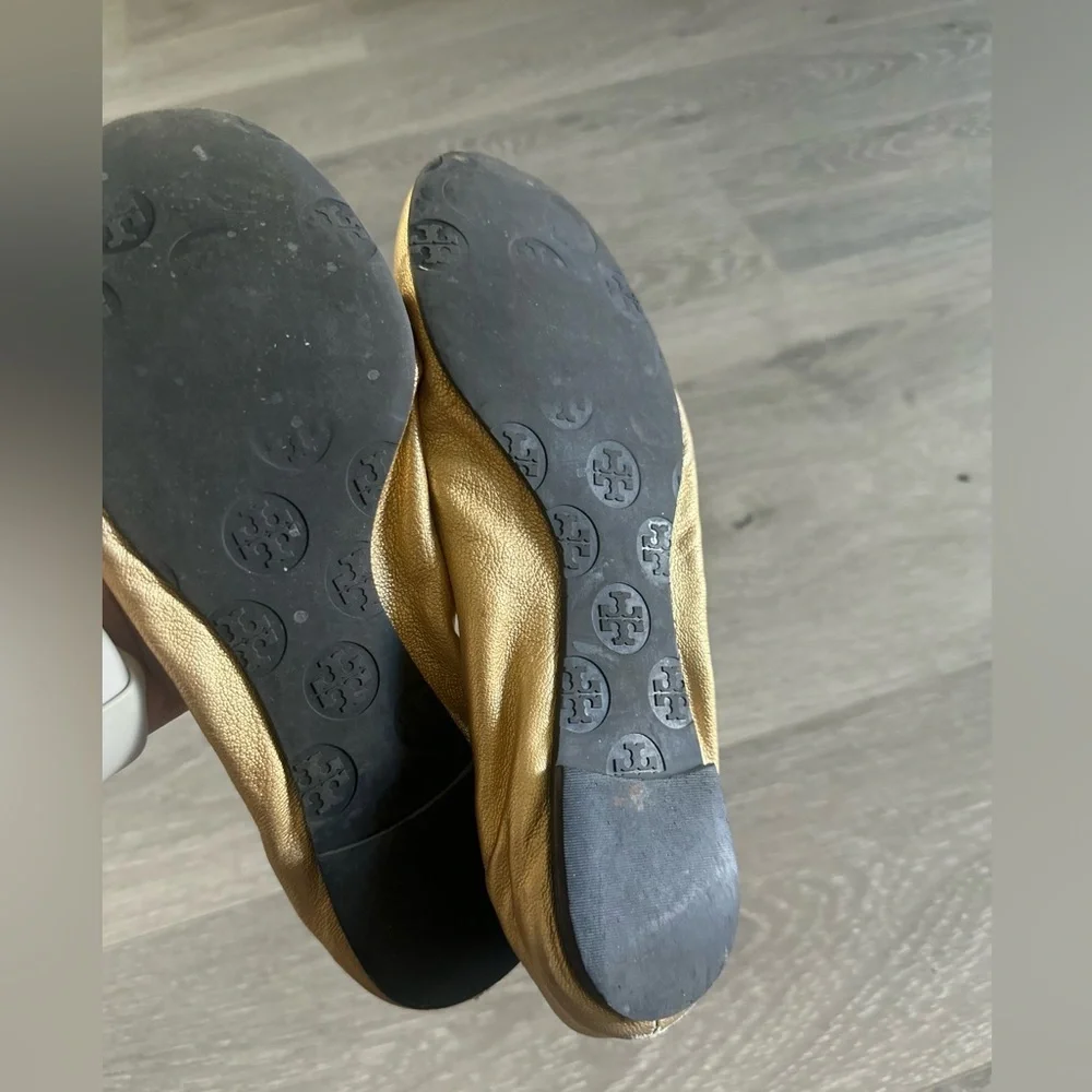 Tory Burch gold flats - Picture 5 of 6